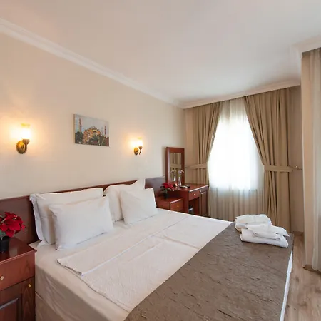 Отель Sultanahmet Cesme 3*