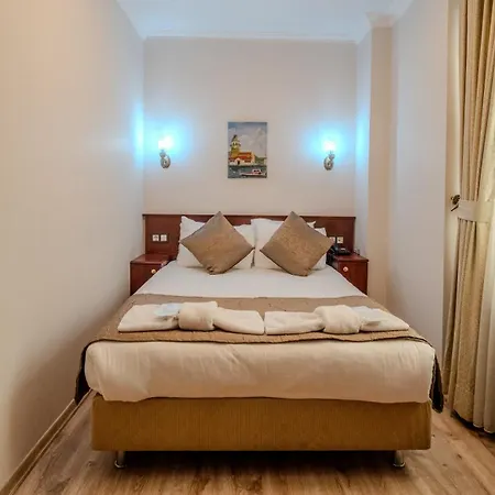 Hotel Sultanahmet Cesme 3*